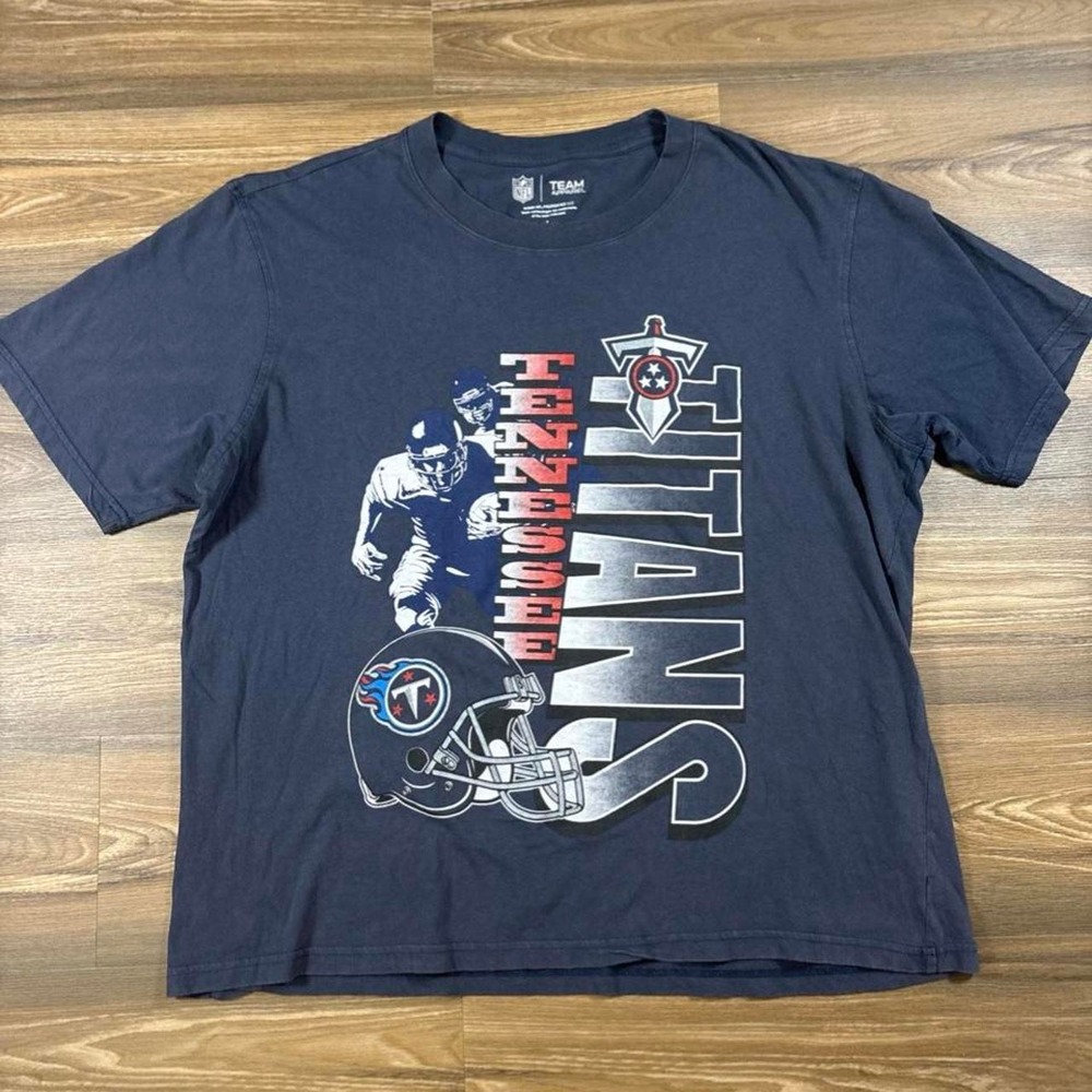 Navy blue NFL Tennessee Titans cotton t-shirt with graphic of a football player